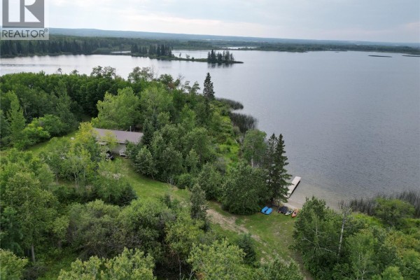 Larson Lake Waterfront Cabins + 3 Quarters Of Land, Spiritwood Rm No  496, SK, photo 2