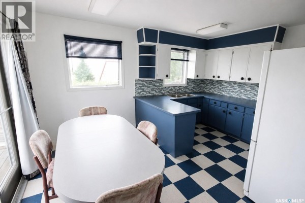 Living room - Leadbetter Acreage, Estevan Rm No  5, SK S4A2A4 Photo 3