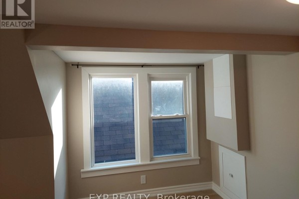 Loft - 148 Gibson Avenue, Hamilton, ON, photo 3