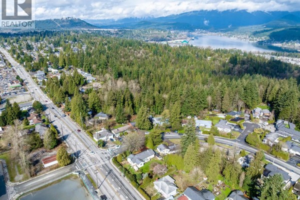 809 Thermal Drive, Coquitlam, BC, photo 2