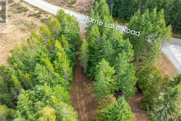 Lot 1 Mclean Lane, Qualicum Beach, BC V9K1Z7 Photo 2