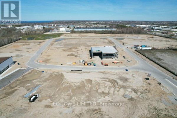 Lot 10 - 71 Ironstone Crescent, Barrie, ON, photo 3