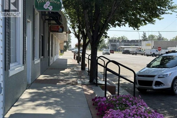 Lot 18 - 3, 223 6 Street, Beiseker, AB T0M0G0 Photo 4