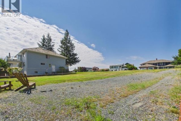 Lot 2 Cariboo Ave, Powell River, BC  Photo 2