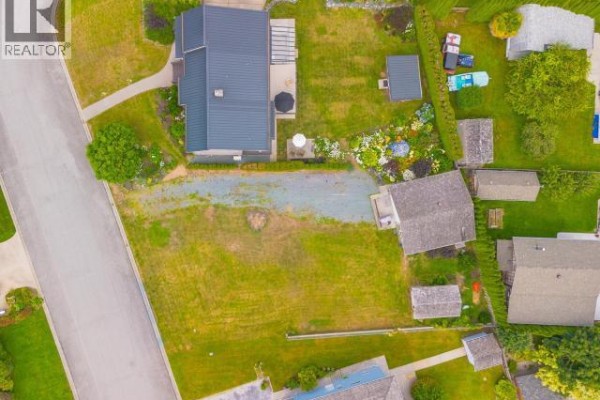 Lot 2 Cariboo Ave, Powell River, BC  Photo 3