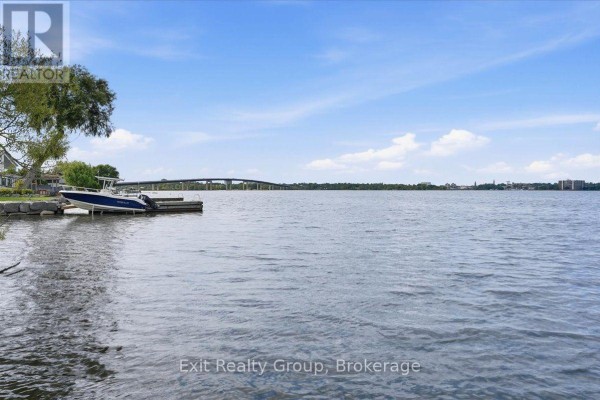 Lot 2 Hennessy Street, Prince Edward County, ON K8N4Z7 Photo 4