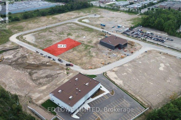 Lot 23 - 60 Ironstone Crescent, Barrie, ON L4N8M5 Photo 4