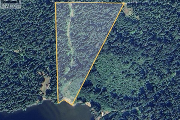Lot A Hoover Bay Road, 100 Mile House, BC, photo 2