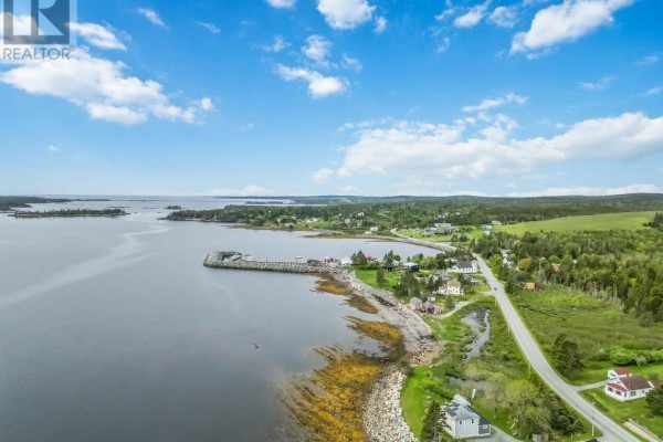Map showing land parcels along Highway 331 and the coastline. - Lot B-1 B2 B-3 Parcel 25-1 Highway 331, Dublin Shore