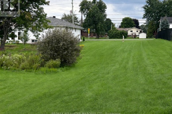 Lot Pitt Street, Cornwall, ON, photo 3