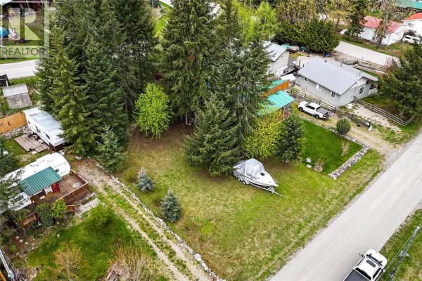 Lots 22, 23, 24 Main Street, Lardeau, BC V0G1M0 Photo 3