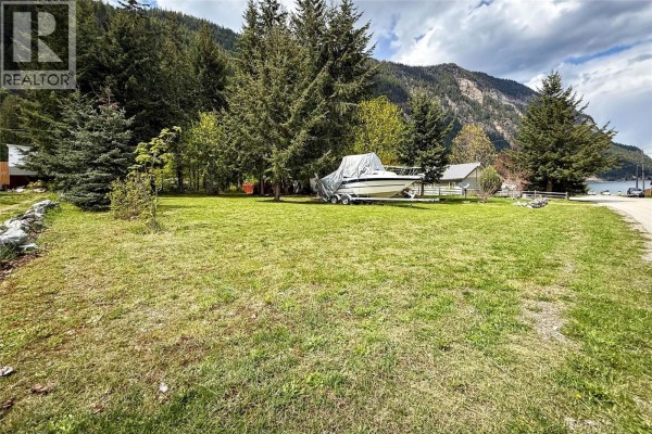 Lots 22, 23, 24 Main Street, Lardeau, BC V0G1M0 Photo 5