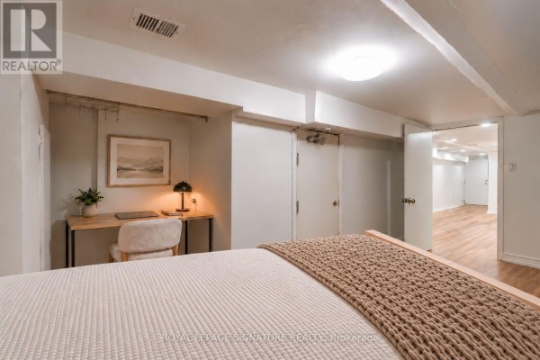 Lower - 1043 Ossington Avenue, Toronto, ON M6G3V9 Photo 5