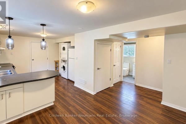 Foyer - Lower - 108 Toronto Street, Guelph, ON N1E3E4 Photo 4