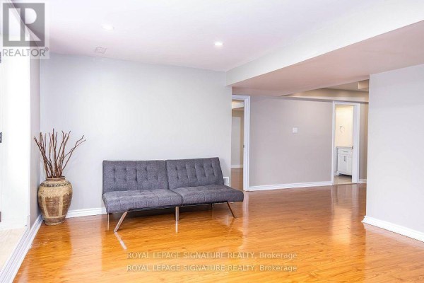 Kitchen - Lower - 11 Celestial Court, Brampton, ON L7A3R8 Photo 3