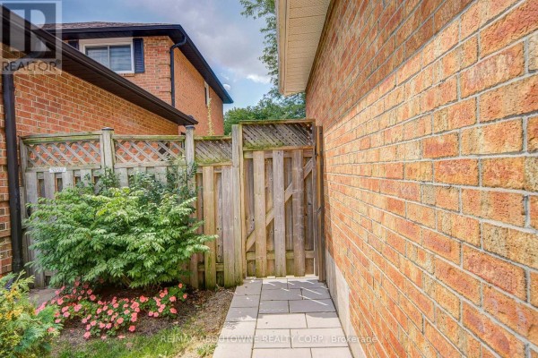 Lower - 1108 Notley Crescent, Oakville, ON L6M1H4 Photo 5