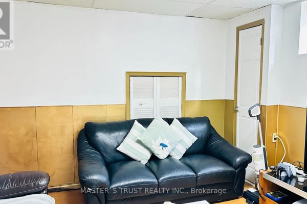 Lower - 112 Mintwood Drive, Toronto, ON M2M3A8 Photo 4