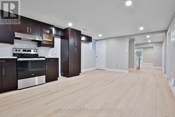 Bedroom 2 - Lower - 131 Romfield Circuit, Markham, ON L3T3H7 Photo 4