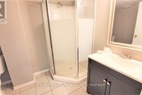 Bedroom - Lower - 133 Mccraney Street, Oakville, ON L6H1H5 Photo 5