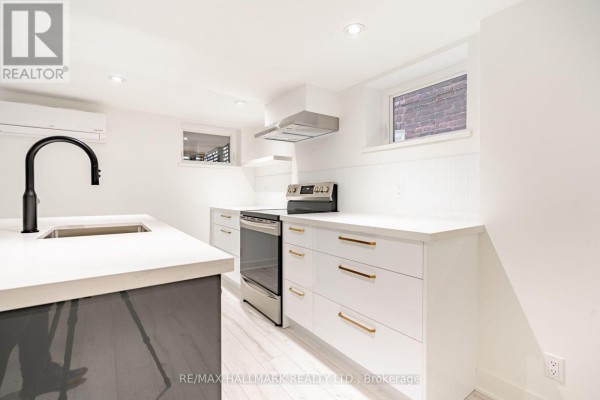 Lower - 138 Milverton Boulevard, Toronto, ON M4J1V1 Photo 5