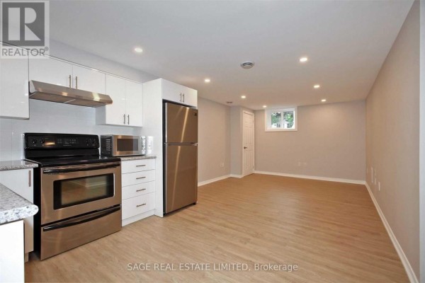 Lower - 14 Furnival Road, Toronto, ON M4B1W2 Photo 5