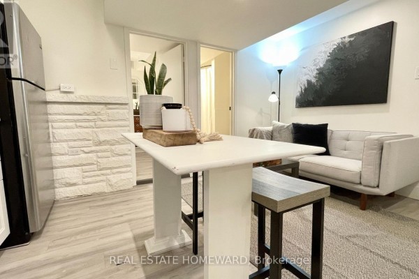 Bedroom 2 - Lower - 145 Boston Avenue, Toronto, ON M4M2T8 Photo 4