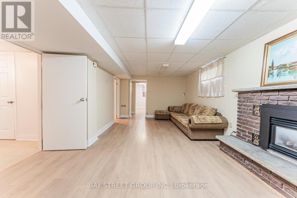 Lower - 149 Hendon Avenue, Toronto, ON M2M1A8 Photo 5