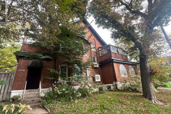 Kitchen - Lower - 1498 King Street W, Toronto, ON M6K1J3 Photo 3