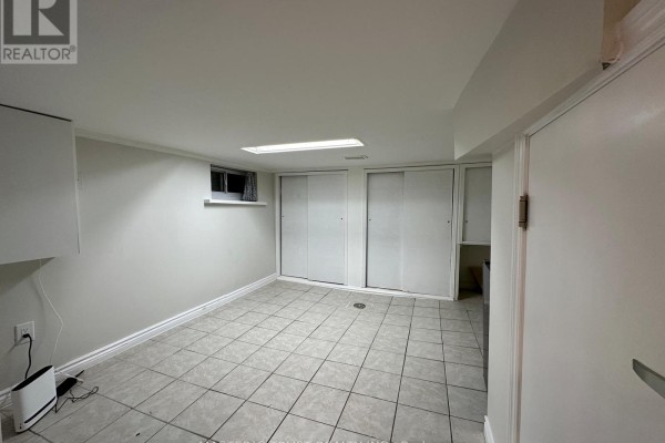 Family room - Lower - 151 Dynevor Road, Toronto, ON M6E3X5 Photo 3