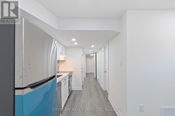 Primary Bedroom - Lower - 163 Rankin Crescent, Toronto, ON M6P4H9 Photo 4