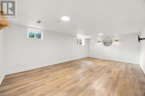 Lower - 17 Arden Crescent, Toronto, ON, photo 2