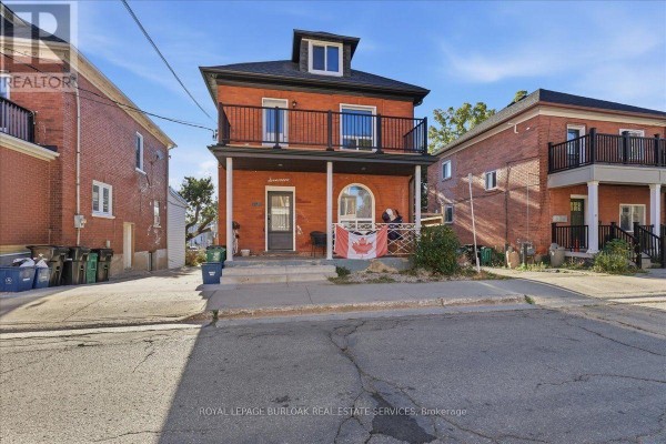 Lower - 17 Eby Street S, Kitchener