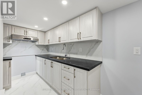 Lower - 17 Turley Way, Essa, ON L3W0L8 Photo 4