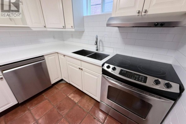 Kitchen - Lower - 172 Queenslea Avenue, Toronto, ON M9N2L3 Photo 3