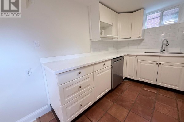 Primary Bedroom - Lower - 172 Queenslea Avenue, Toronto, ON M9N2L3 Photo 4
