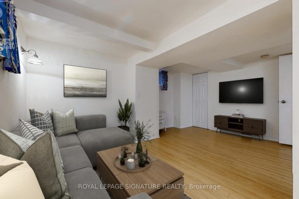 Kitchen - Lower - 177 Wheeler Avenue, Toronto, ON M4L3V5 Photo 3