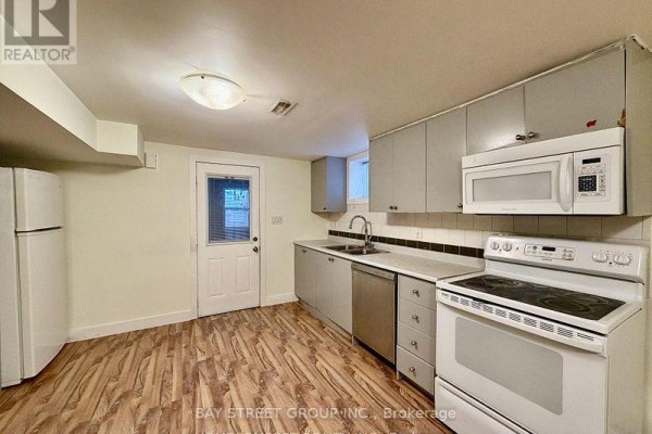 Lower - 178 Rosemount Avenue, Toronto, ON, photo 3