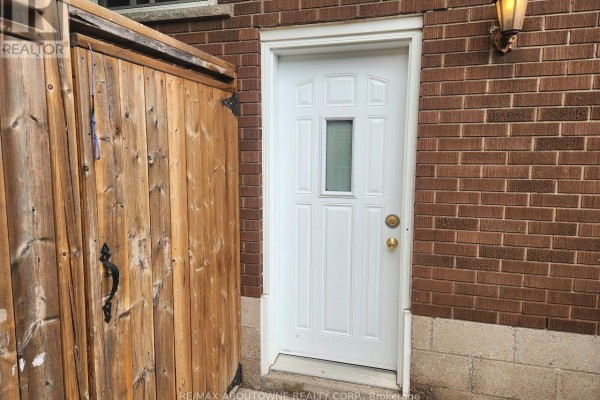 Lower - 18 Greeningdon Drive, Hamilton, ON, photo 3