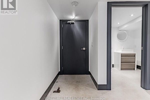 Lower - 18 Sunnybrae Crescent, Toronto, ON, photo 3