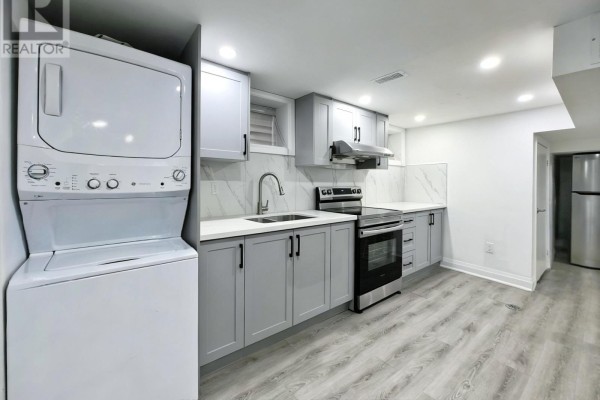 Primary Bedroom - Lower - 181 Maple Avenue, Richmond Hill, ON L4C2J2 Photo 4