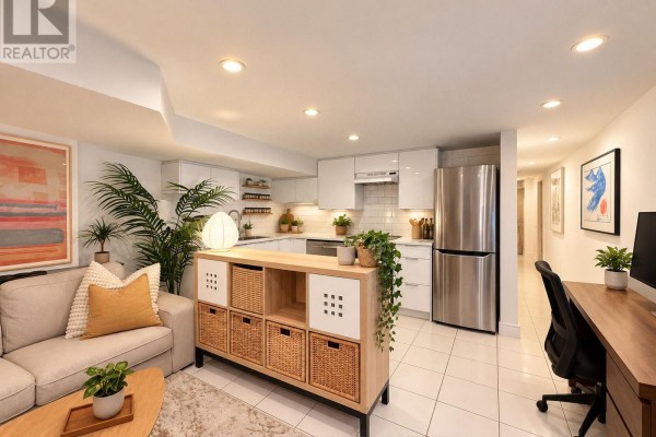 Lower - 183 Westmount Avenue, Toronto, ON M6E3M6 Photo 5