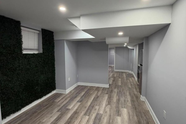 Kitchen - Lower - 2 Tonalite Road, Brampton, ON L6P0M3 Photo 3
