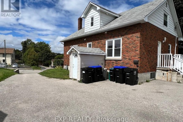 Lower - 205 Simcoe Road, Bradford West Gwillimbury, ON L3Z1Y5 Photo 3