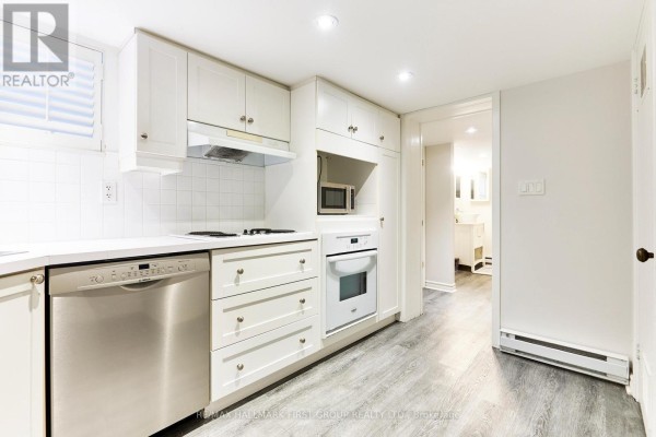 Bathroom - Lower - 207 Bayview Heights Drive, Toronto, ON M4G2Z4 Photo 5