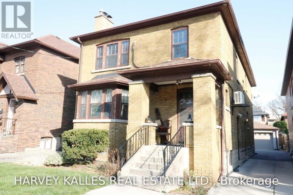 Lower - 21 Braemar Avenue, Toronto