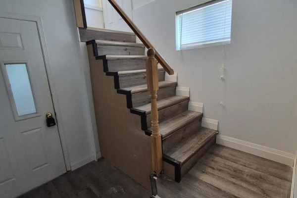 Lower - 211 Cliff Road, Barrie, ON L4N3X5 Photo 2