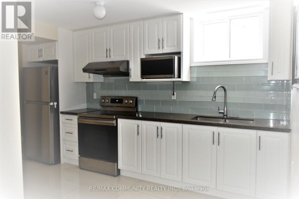 Lower - 23 Penndutch Circle, Whitchurch Stouffville, ON L4A0P3 Photo 4