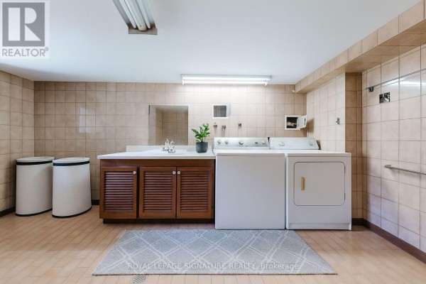 Lower - 247 Palmerston Avenue, Toronto, ON M6J2J3 Photo 5