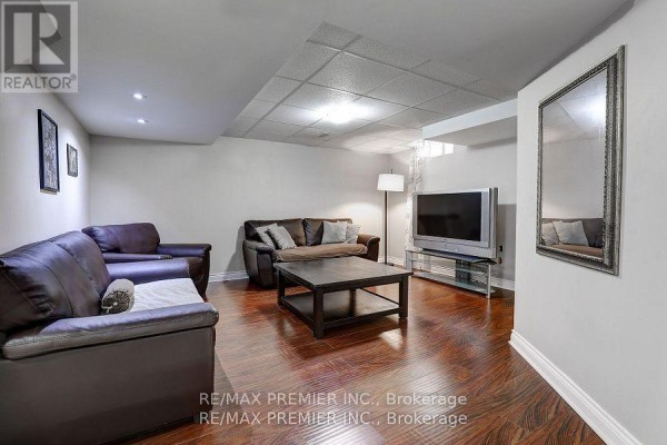 Lower - 27 Giovanni Way, Vaughan, ON L4H1R7 Photo 5