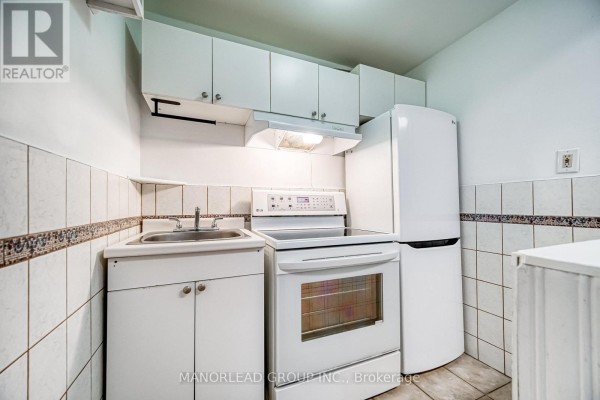 Bedroom - Lower - 28 Kingslake Road, Toronto, ON M2J3C9 Photo 4